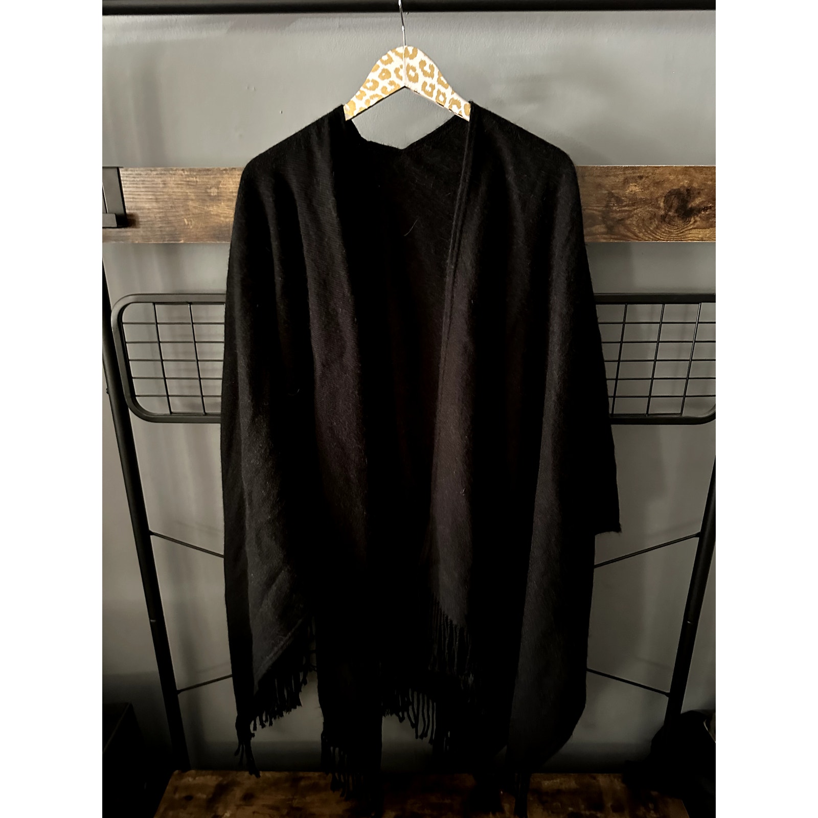 Womenâs One Size Polyester Poncho One Size Womenâs One Size Polyester Poncho One Size